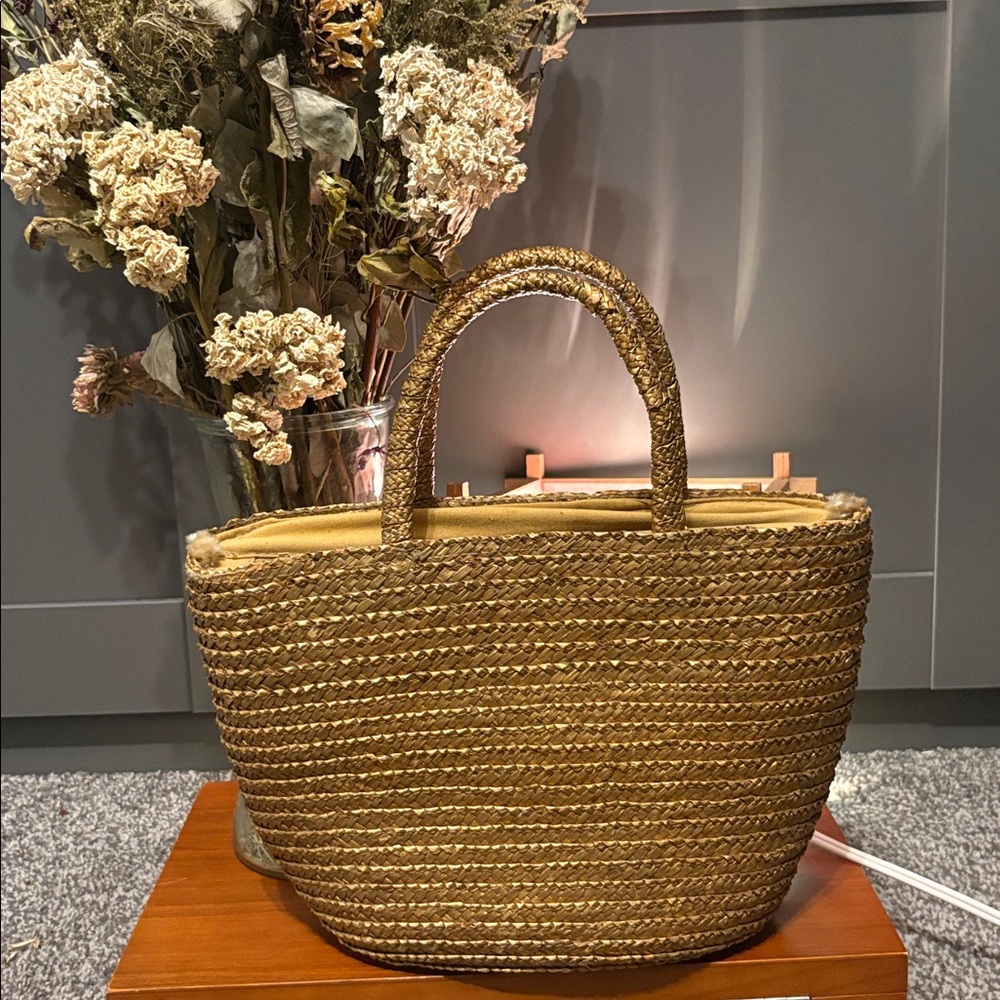 Jennifer Moore Straw purse